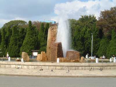 大阪城公園内・森之宮入口の噴水