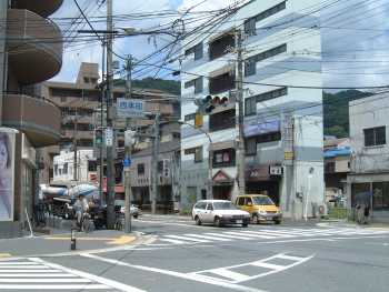 池田市西本町