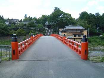 多田神社前の御社橋