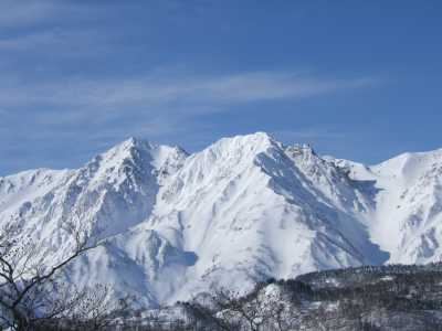 右から杓子岳、白馬鑓ガ岳。